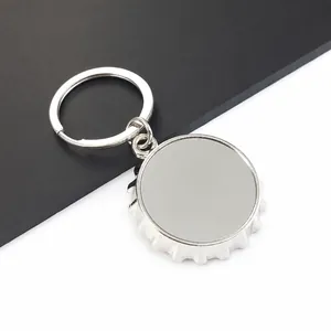 Detaillierte Maßangaben für den silbernen Flaschenöffner-Schlüsselanhänger aus Zinklegierung.