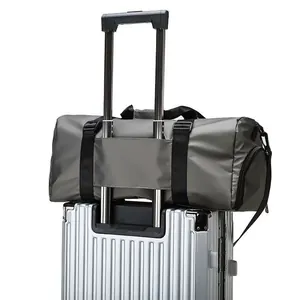 Sac de sport gris grande capacité avec séparation sec-humide et sangle de bagage