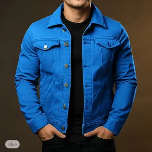 Vista frontal de una chaqueta vaquera para hombre en azul brillante con botones.