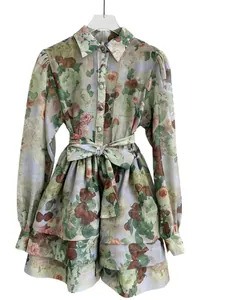 Robe courte élégante à manches longues style français avec imprimé floral et ceinture à nouer