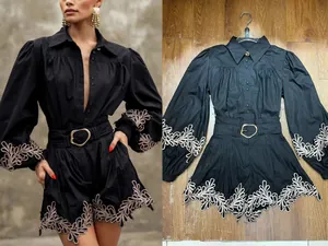 Zweiteiliges schwarzes Set aus Hemd und Shorts mit Stickerei, Spitze und Gürtel für Damen.