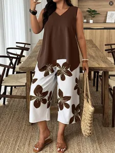 Elegante set di top marrone senza maniche e pantaloni a 7 punti con stampa floreale