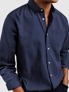 Men's retro navy blue long-sleeved denim shirt with classic lapel and front pocket