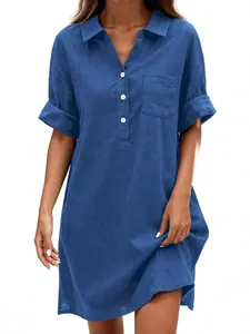 Abito chemisier casual in cotone e lino blu a maniche corte con colletto a rever