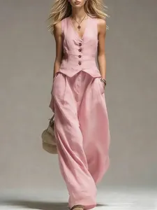 Ensemble deux pièces rose élégant avec gilet à col en V et pantalon large pour femmes