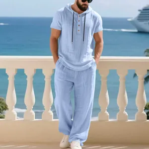 Set da spiaggia da uomo in lino celeste con felpa a maniche corte e pantaloni