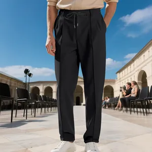 Vista detallada de pantalones de negocios negros para hombre de corte recto con cordón ajustable