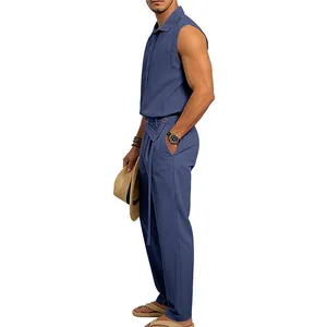 Detalle lateral del conjunto informal de verano de lino azul sin mangas para hombre