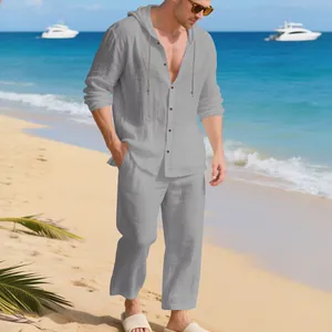 Ensemble de plage en lin gris respirant pour hommes avec chemise à capuche et pantalon décontracté