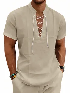 Classica camicia Henley da uomo in lino beige con scollo a V stringato e maniche corte