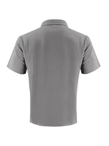 Vista posterior de una camisa de lino gris de manga corta con textura detallada