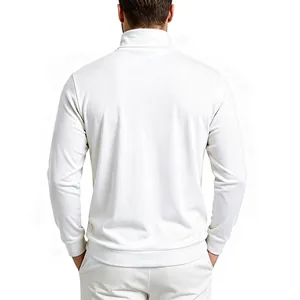 Vista posterior de una sudadera térmica blanca para hombre con cuello alto y puños