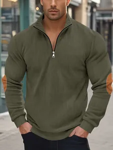 Herren-Sweatshirt mit halbem Reißverschluss aus Cord in Olivgrün und Ellbogen-Patches