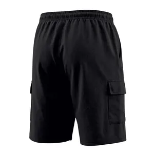 Vista posterior detallada de pantalones cortos cargo negros para hombre de algodón y lino