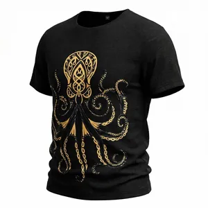 Dettaglio della stampa a polpo in foglia d'oro su t-shirt nera da uomo in tessuto fiammato