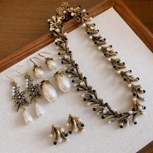 Vintage Alloy Artificial Pearl Rhinestone Jewelry Set For Women Antique Gold Irregular Geometric Necklace Earrings Set