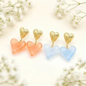 Boucles d'Oreilles Pendantes Rétro Françaises Double Cœur Acier Inoxydable Or Cœur Texturé Résine Bijoux Mode pour Femmes