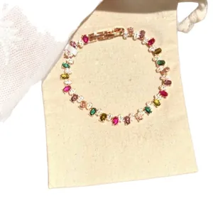 Eleganter bunter Regenbogen-Zuckerwürfel Armband mit unregelmäßigen Steinen