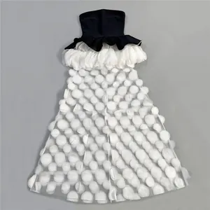 Elegant strapless bandage evening gown with white ruffled and textured circle skirt