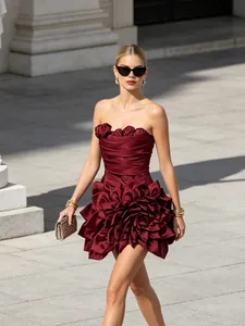 Women Luxury Strapless Dress 3D Floral Petal Satin Cocktail Mini Dress Elegant Evening Party Dress