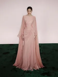 Elegante Polyester Katoen Cape Avondjurk Voor Vrouwen Geplooide Maxi Lange Jurk Voor Bruiloft Feest Banket Retro Luxe Jurk