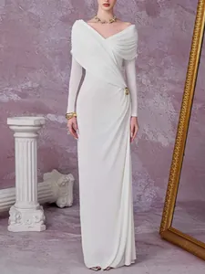 Elegant white pleated slim fit maxi dress with long sleeves for fashion women 2026