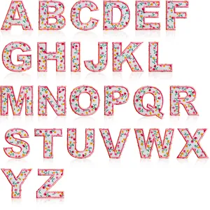 Toppe Ricamate con Lettere dell'Alfabeto Floreale Rosa Bianco Fiore Applicazione da Stirare per Vestiti Cappelli Borse Accessori Fai da Te