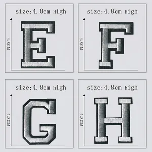 Detailansicht der 4,8 cm hohen silbernen Buchstaben-Aufbügler E F G H für DIY-Bastelarbeiten