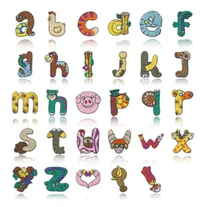 Collection détaillée de 26 écussons alphabet brodés thème animaux pour le bricolage
