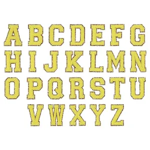 Dettaglio patch lettere ciniglia gialla A-Z con bordo glitter oro per vestiti DIY