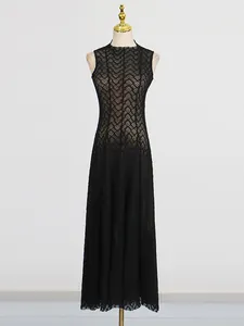 Elegant black retro lace maxi dress featuring a slim fit silhouette and scalloped collar detail