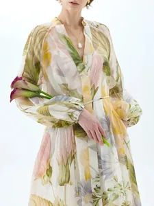 Elegant floral print maxi dress with V-neck and bubble sleeves for a fresh, sweet look