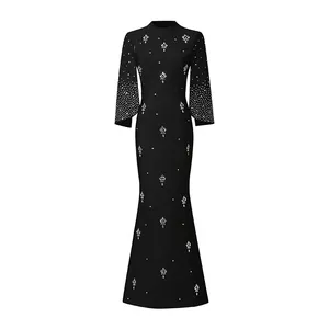 Elegante vestido de noche negro estilo Hepburn francés con adornos de cristales brillantes