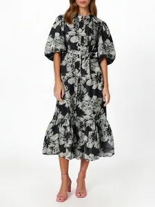 Elegant French retro floral midi dress featuring puff sleeves and a flattering waist tie