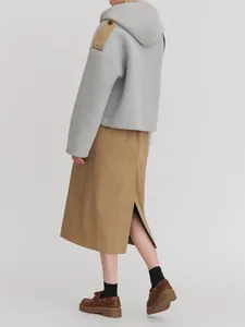 Lässige Damen-Kapuzenjacke im koreanischen Stil mit kontrastfarbenen Schulterdetails