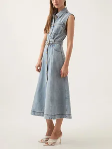 Elegant sleeveless light blue denim midi dress with lapel collar and adjustable waist belt