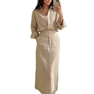 Elegante completo beige due pezzi camicia in lino e gonna lunga da donna