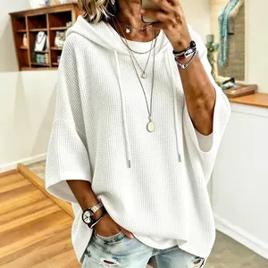 Sudadera con capucha blanca oversize para mujer de punto gofrado con cordón ajustable de moda