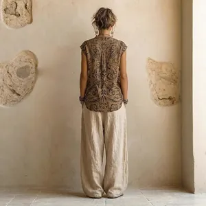Ensemble bohème pour femme avec haut sans manches imprimé et pantalon large en lin