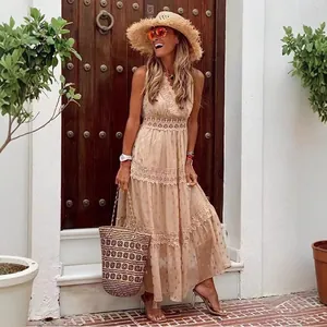 Elegant sleeveless deep V-neck chiffon midi dress with lace splicing and tiered skirt