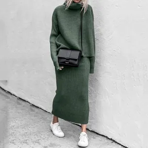 Casual loose dark green two-piece knit sweater and maxi skirt set for women