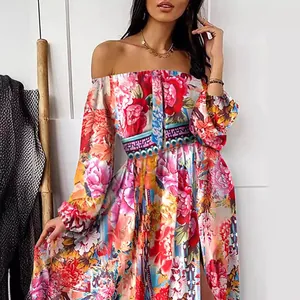 Elegante bloemen off-the-shoulder maxi-jurk met lange mouwen en een hoge split