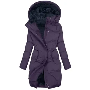 Donkerpaarse halflange gewatteerde jas met een warme pluche fleece gevoerde capuchon