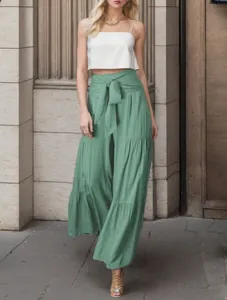 Pantaloni a gamba larga verde salvia a vita alta con cintura da annodare e dettagli a pieghe