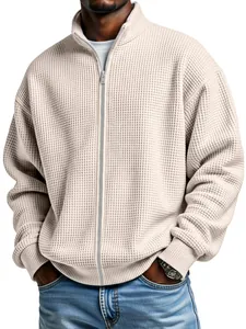 Giacca da uomo in maglia a nido d'ape con zip e collo alto beige