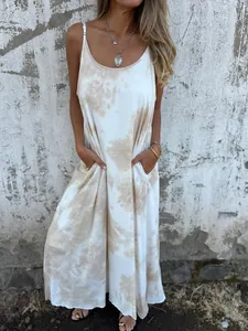 Boho σικ μάξι φόρεμα tie-dye με λεπτές τιράντες και πλαϊνές τσέπες για το καλοκαίρι