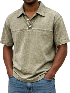 Polo vintage de manga corta para hombre con lavado ácido en color verde oliva y cuello
