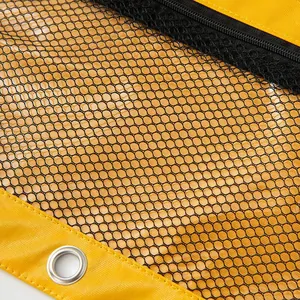 Detailansicht des robusten schwarzen Netzes und des gelben Oxford-Stoffes dieser Dokumententasche