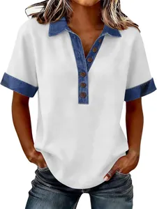 Detailansicht eines weißen Damen-T-Shirts mit Jeanskragen und geknöpftem V-Ausschnitt