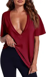 T-shirt sexy femme col en V profond manches courtes bordeaux coupe ample détail